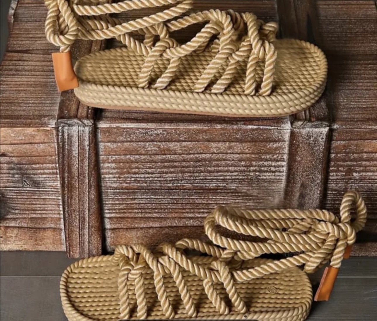 Beige sandals with knotted rope-like straps